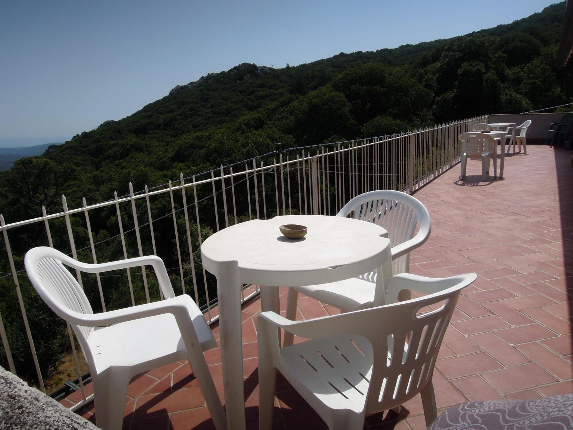 Casa Solotti Guest House Nuoro  Luaran gambar