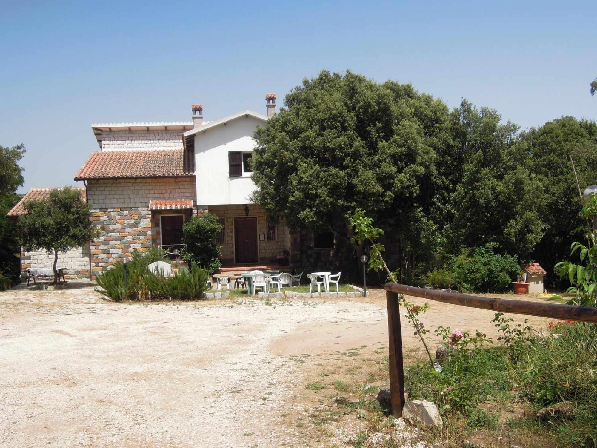 Casa Solotti Guest House Nuoro  Luaran gambar