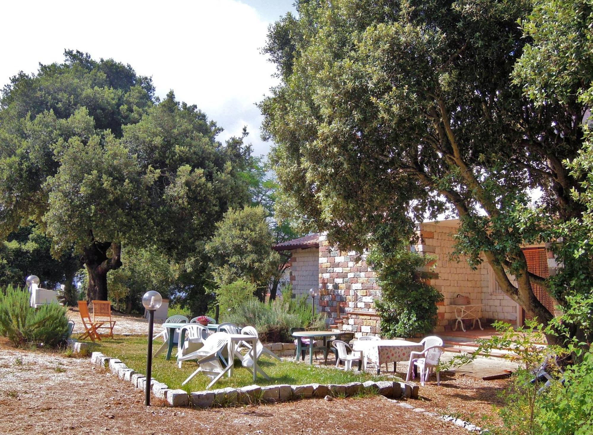 Casa Solotti Guest House Nuoro  Luaran gambar