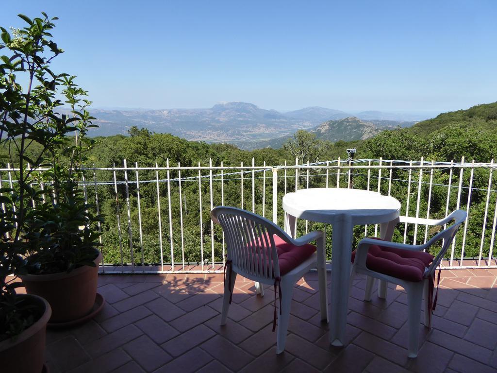 Casa Solotti Guest House Nuoro  Luaran gambar
